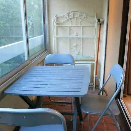 公寓 Studio A Saint Raphael Avec Terrasse Amenagee Et Wifi A 100 M De La Plage *
